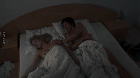 Nude Video Celebs Hilde Dalik Nude Broll Baroni Fur Immer Tot