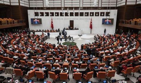 Yeni anayasa TBMM Başkanı Kurtulmuş bugün DEM Parti İYİ Parti ve