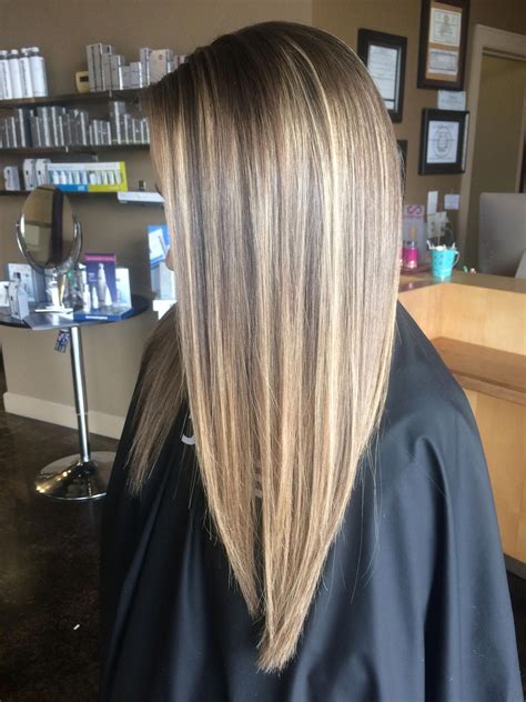 Natural Highlights Long Hair Straight Hair Long Hair Styles Straight