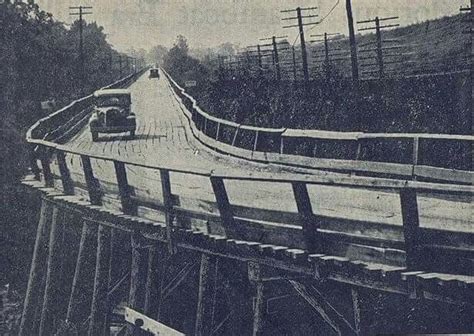 Oh my stars. Wooden Arkansas/ Memphis bridge prior to 1930. | Memphis ...