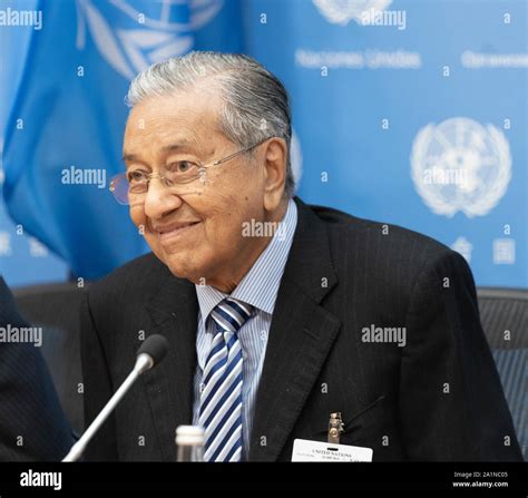 Mahathir mohamad hi-res stock photography and images - Alamy