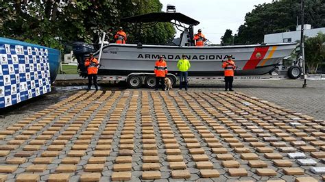 Armada Nacional Incauta Cargamento De Coca Na Avaluado En M S De