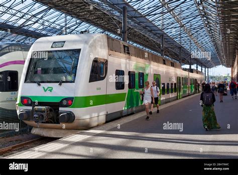 Helsinki train station hi-res stock photography and images - Alamy