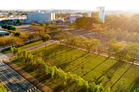 ACIA PARABENIZA A FUNDAÇÃO HERMÍNIO OMETTO PELA AQUISIÇÃO DO CAMPUS