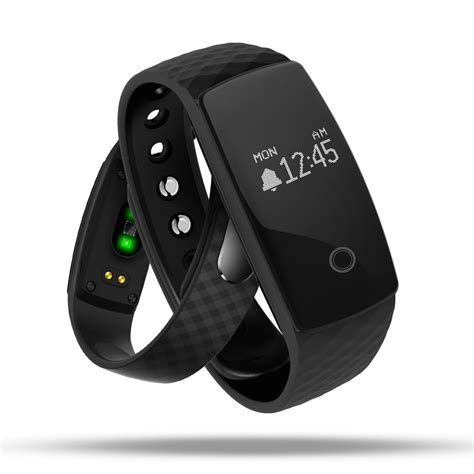 8 Best Fitness Trackers 2024 - Fitness Tracker Reviews - Track Activity