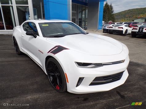 Summit White Chevrolet Camaro Lt Coupe Exterior Photo