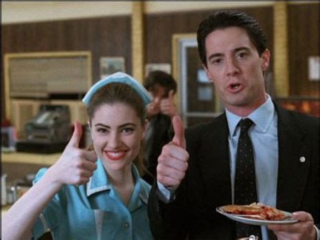 ‘Twin Peaks’ Cherry Pie recipe | Dangerous Minds