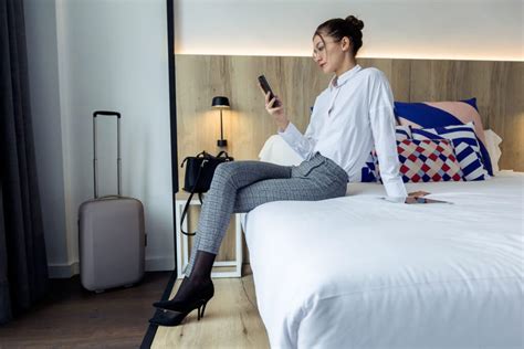 How To Use Hotel Sms To Engage With Guests Heymarket