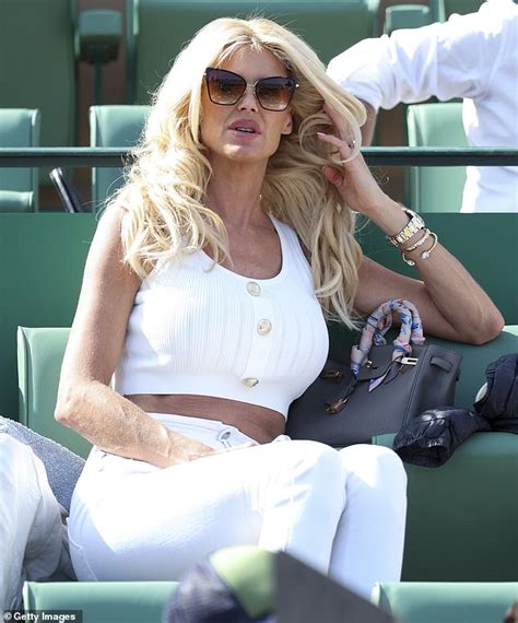 Victoria Silvstedt Flashes Her Abs In A White Crop Top And Skinny Jeans