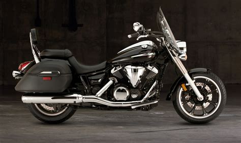 2013 Yamaha V Star 950 Tourer Moto ZombDrive