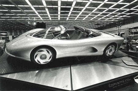 Detroit Auto Shows Past See Photos From S And S Mlive