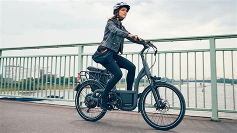 E Bike Definition Das Ist Der Unterschied Zum Pedelec Und S Pedelec