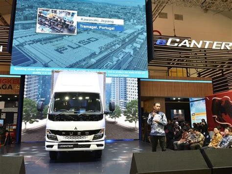 Mitsubishi Fuso Luncurkan Ecanter Di Giias Truk Listrik Pertama