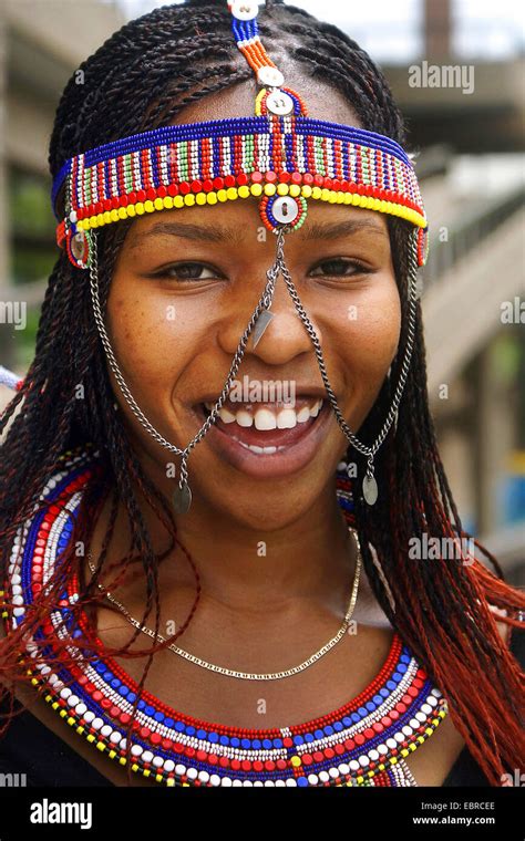 Masai Girl Hi Res Stock Photography And Images Alamy