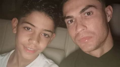 Cristiano Ronaldo Orgulhoso Da Nova Conquista Do Filho Mais Velho