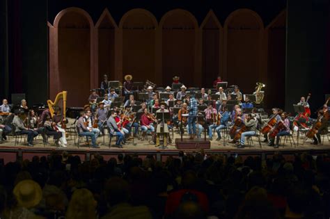 Orquestra Sinfônica leva Clássicos Sertanejos ao gramado do MON neste