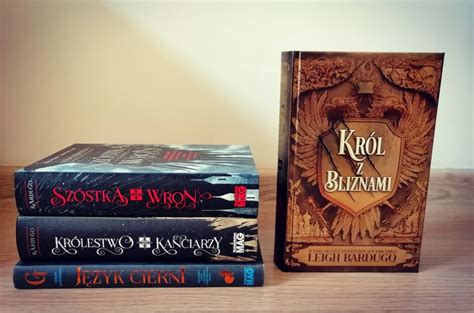 Król z bliznami Leigh Bardugo recenzja Gavran