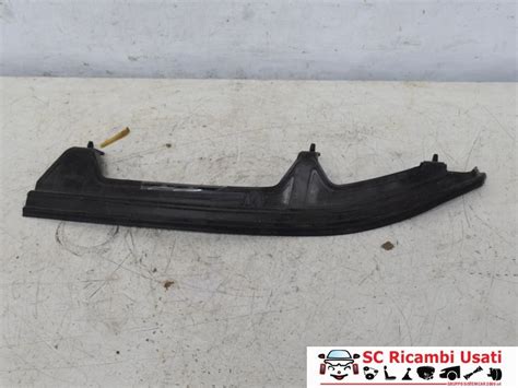 Guarnizione Porta Anteriore Destra Jeep Renegade 52142354 SC Ricambi