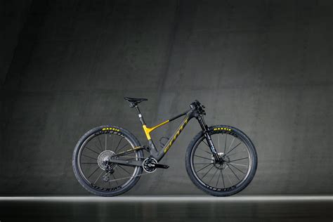 Nino Schurter Estrena Una Nueva Y Espectacular Scott Spark Para