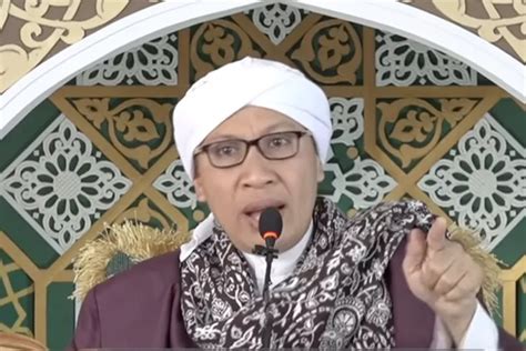 Buya Yahya Sebut Pentingnya Menutup Aib Zina Orang Lain Ayo Jakarta