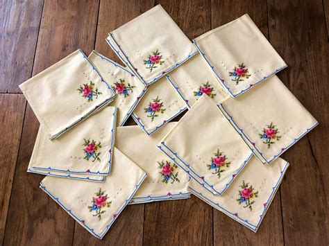 Vintage Napkins Vintage Cloth Napkins Floral Napkins Etsy