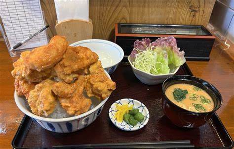 キッチンBUS STOP三郷駅前2号店食べ放題デカ盛りからあげ丼専門店 デカ盛りとご当地グルメ食べ歩きブログ