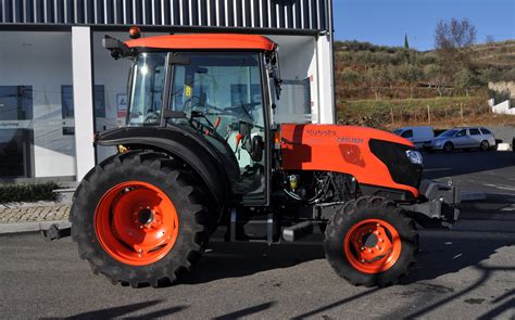 Kubota M Nq Profissional Agrimog