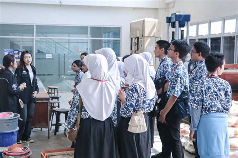 Kunjungan Studi Lapangan SMAN 5 Tangerang Ke Departemen Teknik Sipil