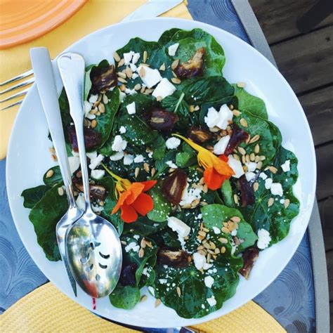 Summery Nasturtium Salad | Delightful Crumb