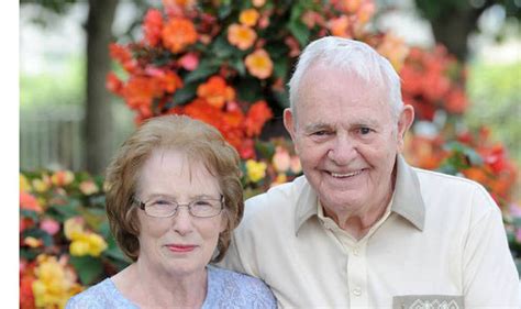 Getting wed, couple reunited after 60 years | UK | News | Express.co.uk