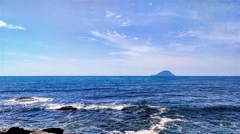 Free Download Hd Wallpaper Seashore Under Blue Sky Beach Clouds