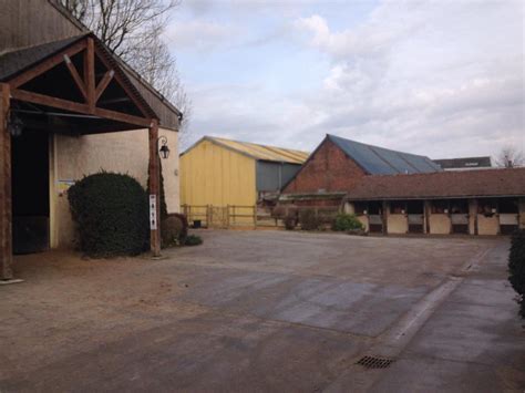 Centre Equestre De Saultain Etablissement Scolaire Saultain