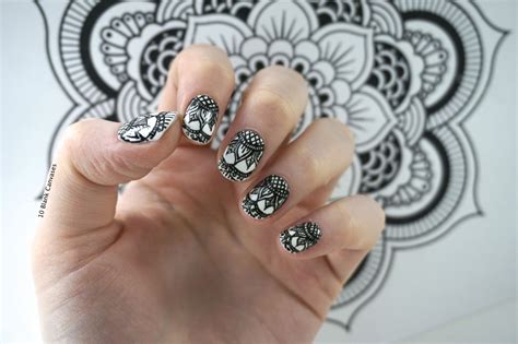 17 Eye Catching Mandala Nail Designs You Can Try To Copy