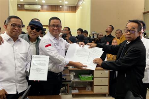 Gugat Hasil Pilpres Ke Mk Timnas Amin Berharap Pemungutan Suara Ulang