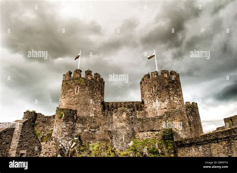 Conwy Gales Conwy Castle Es Un Castillo Medieval Construido Por