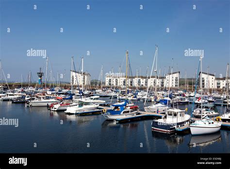 Ardrossan harbour hi-res stock photography and images - Alamy