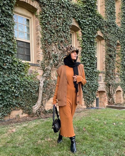 8 Chic Fashion Trends For Modest Dressers In 2021 Who What Wear