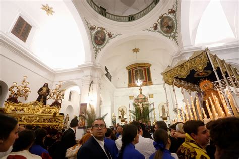 Fotos Del Mi Rcoles Santo En Los Barrios Medinaceli Y Virgen De La Paz