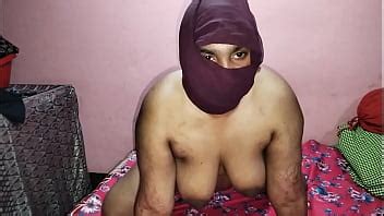 Make Up Guy Fucks Hot Indian Model Client Hard At Home Makeup Wale Ne Kiya Clint Chudai With