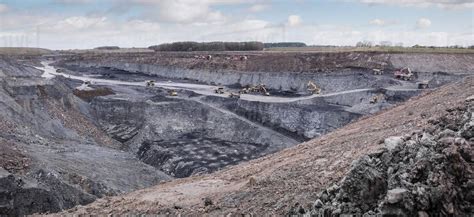 Overview Of Excavation And Geology In Surface Coal Mine Stock Photo