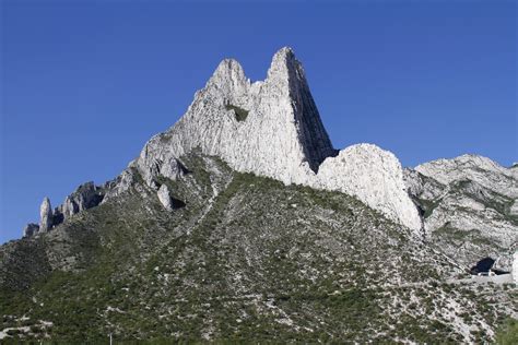 Monterrey, Mexico Intercultural Communication & International Etiquette ...