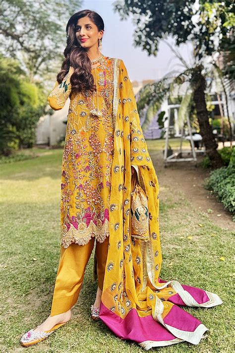 Mawra Hocane In Gohar Zeb And Zeeshan Haute Form Studio