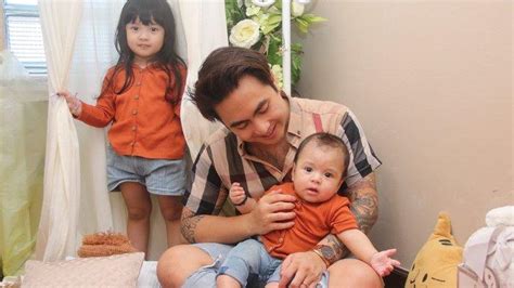 Hari Ayah Nasional Inilah Sosok Hot Daddy Balikpapan Ganteng Sukses Tatoan Dan Sayang Anak