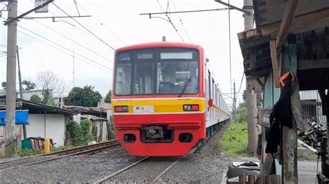 Tm Dinas Di Bogor Banyak Krl Dengan Livery Belang Disini Jr