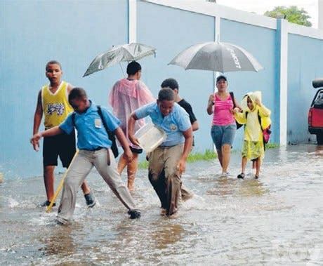 COE Pone En Alerta Verde 14 Provincias Por Fuertes Lluvias