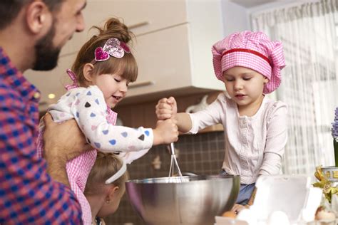 Teaching Kids To Cook Over The Summer - Illinois Valley House Cleaning ...