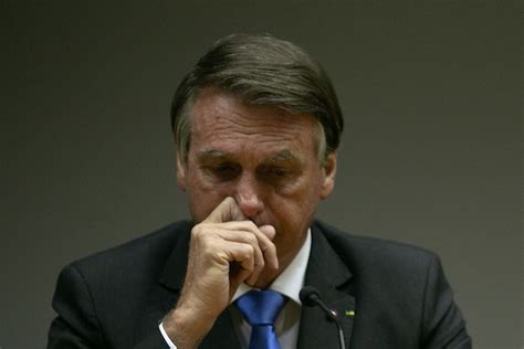 Bolsonaro é maior culpado por alta no preço da gasolina diz pesquisa