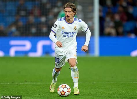 Luka Modric 'WILL extend his deal at Real Madrid until 2023 in the ...