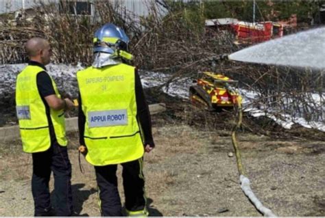 JCM DISTRIBUTION LE ROBOT TRYPPER DES POMPIERS DE LHÉRAULT POUR UN