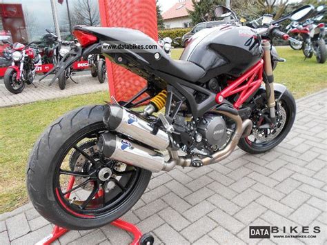 2011 Ducati Monster 1100 Evo Rosso Nero EUROPE SHIPPING